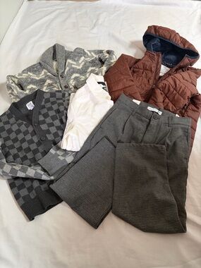Boys size 8, 5 piece clothing bundle: GAP cardigans, GAP light puffer, Zara pant